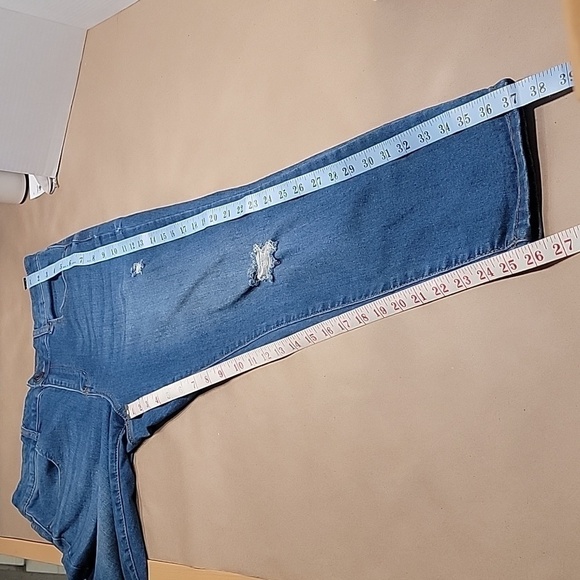 SO, Size 15 Juniors, Blue, High-Rise Jegging, EUC. Medium-Dark Wash. - Picture 6 of 11
